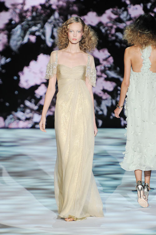 Illustration for article titled Badgley Mischka's Collection Is Perfect...If You're A Society Bride Or YSL Muse, That Is.